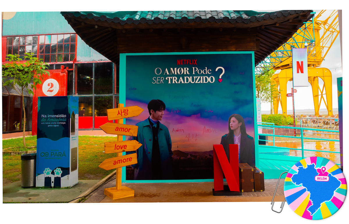 Stand da campanha ‘Dramalândia’, da Netflix, com títulos de K-drama