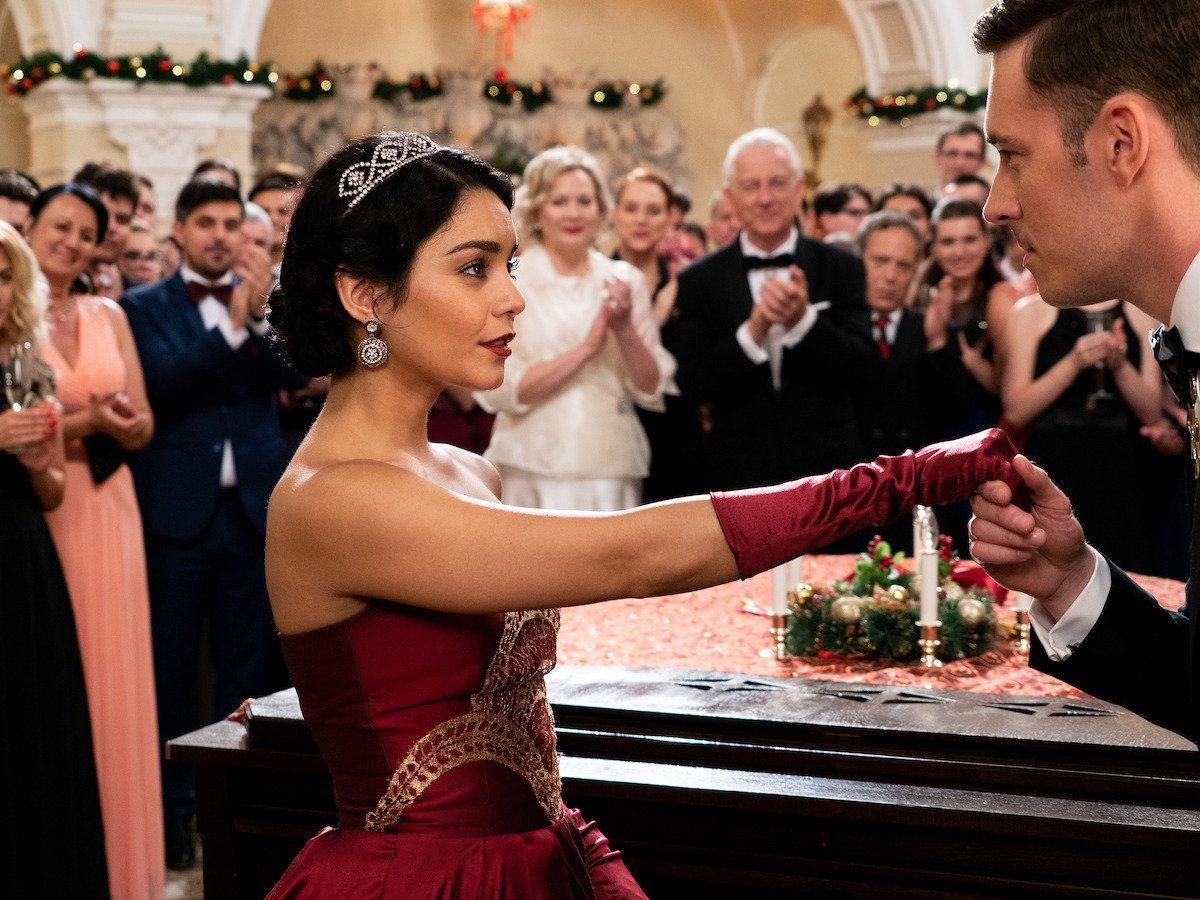 BEST ROMANCE CHRISTMAS MOVIES ON NETFLIX visual data 5