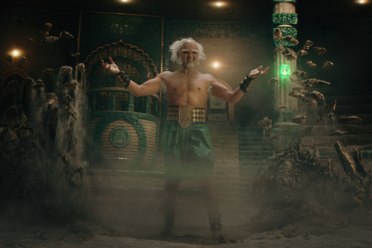Utkarsh Ambudkar as King Bumi performs earth bending in season 1 of ‘Avatar: The Last Airbender’