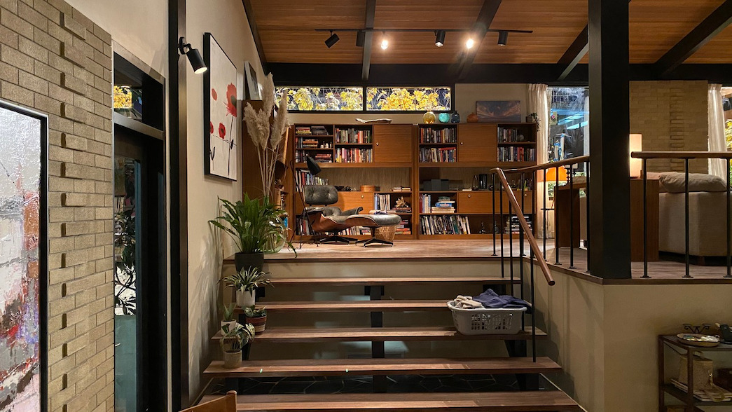 How The Adam Project House Was Designed And Built Netflix Tudum How The Adam Project House Was Designed And Built Netflix Tudum