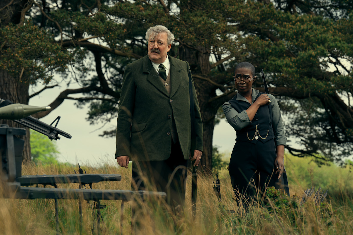 Stephen Fry as Gilbert and Vivienne Acheampong as Lucienne in ‘The Sandman’ Season 2.