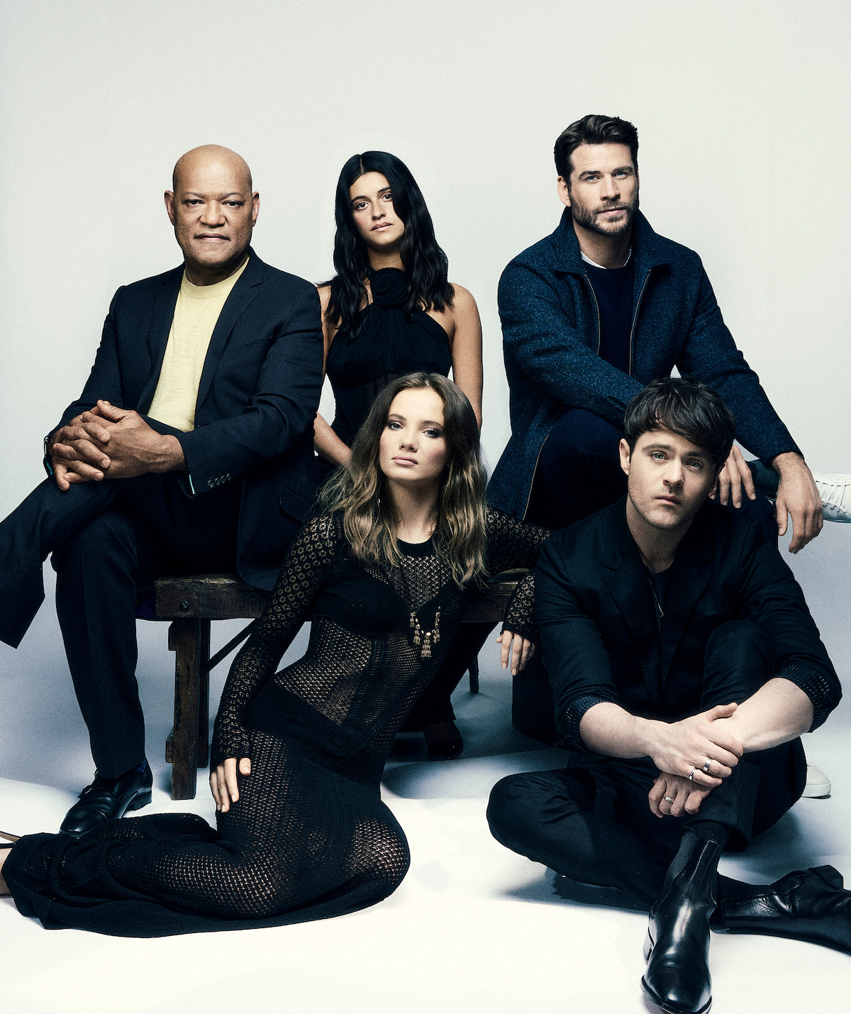 Laurence Fishburne, Anya Chalotra, Freya Allan, Liam Hemsworth, Joey Batey