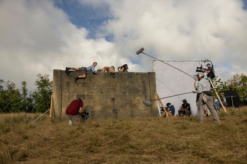 Outer Banks Season 3 Behind-the-Scenes Photo Gallery 