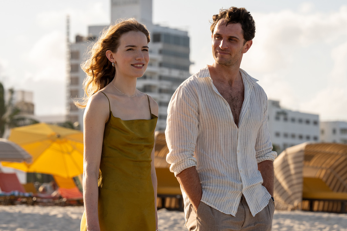Willa Fitzgerald as Danny Simms and Colin Woodell as Xander Phillips in ‘Pulse.’