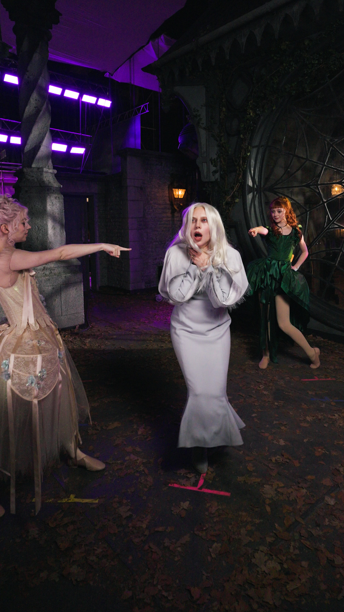 Lady Gaga dances with Evie Templeton and Emma Myers