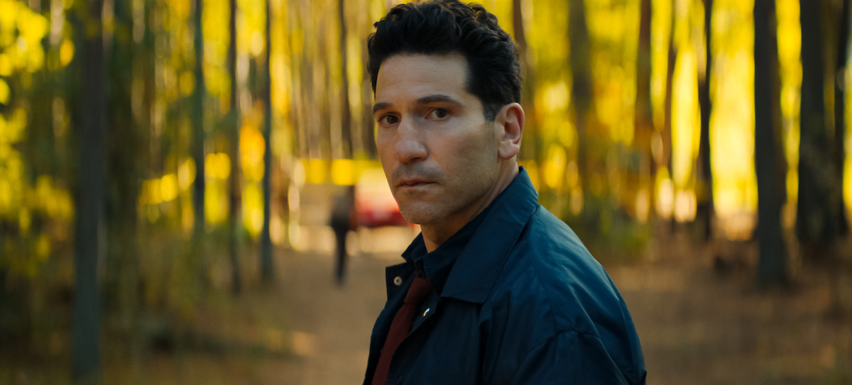 Jon Bernthal as Detective Jack Harper in ‘His & Hers.’