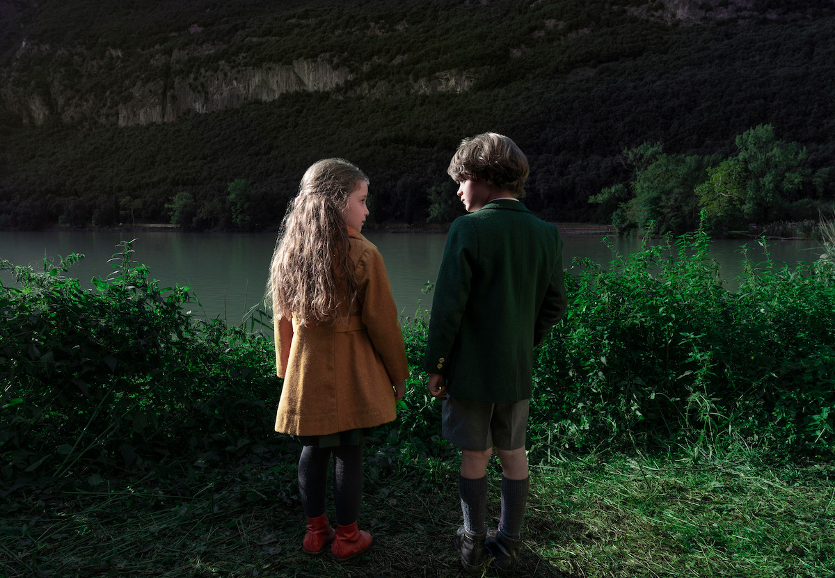 Marion Siro as Tamara and Alexander Varela as Isaac run away from their father in ‘No One Saw Us Leave.’