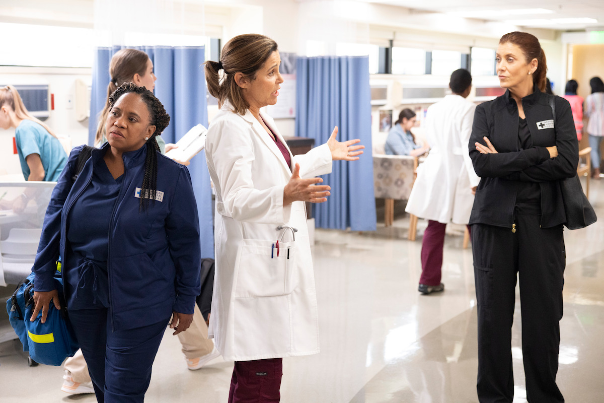 CHANDRA WILSON, LAURA NIEMI, KATE WALSH in Grey's Anatomy Season 19.