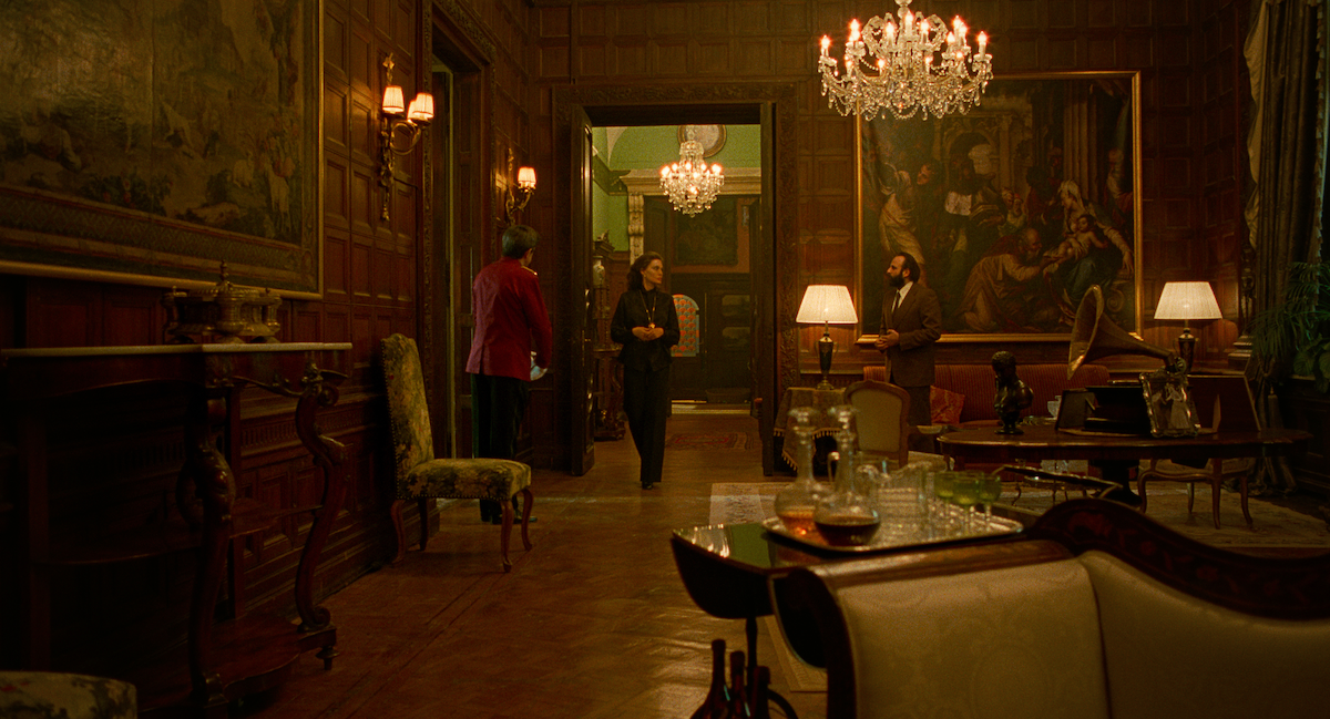 Vincent Macaigne as Doctor Fontainebleau in ‘Maria.’