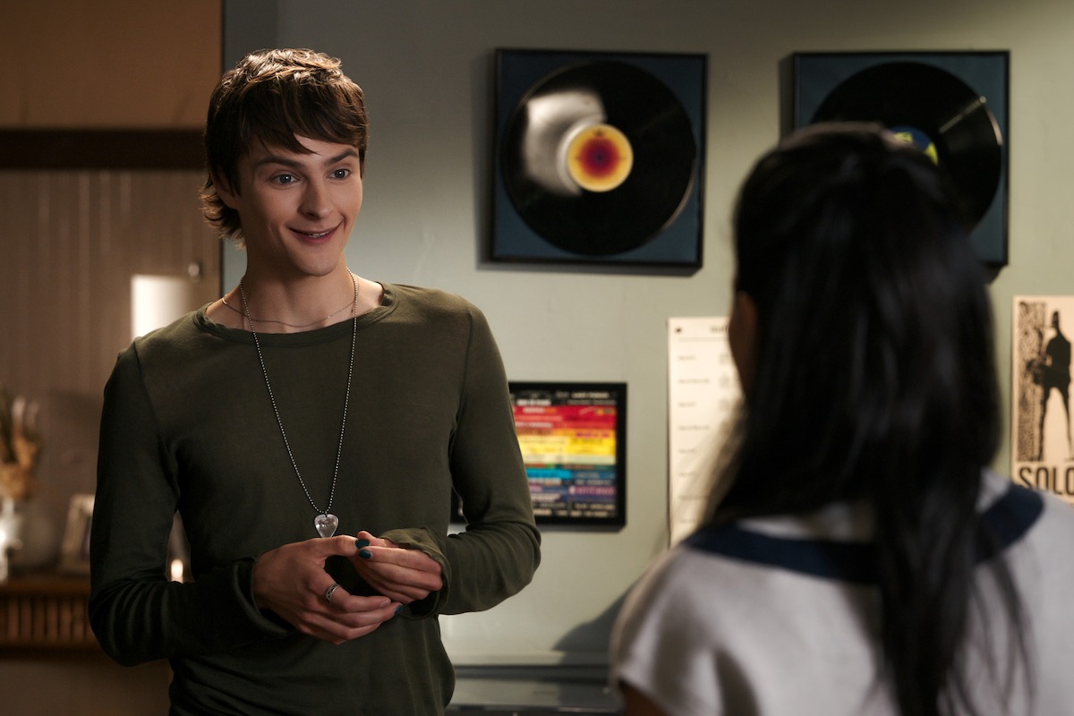 Corey Fogelmanis as Nathan talks with Nikki Rodriguez as Jackie in ‘My Life with the Walter Boys’ Season 2.