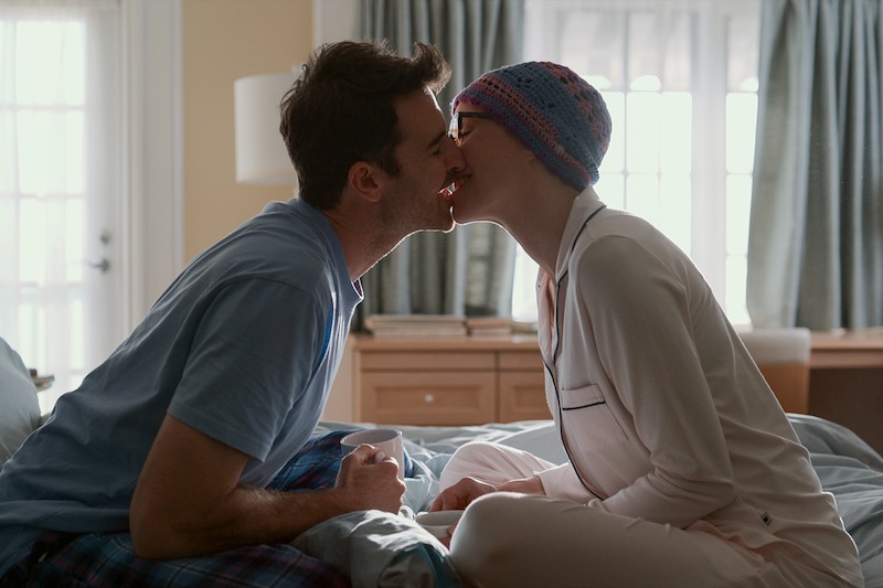 Ben Lawson as Johnny and Sarah Chalke as Kate in Season 2 of Firefly Lane.