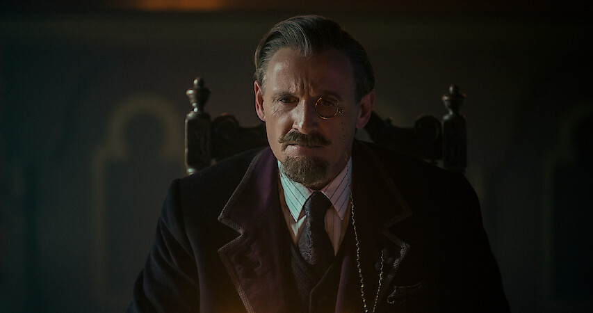 Five Reunites With Dolores | ‘The Umbrella Academy’ S3E1 - Netflix Tudum