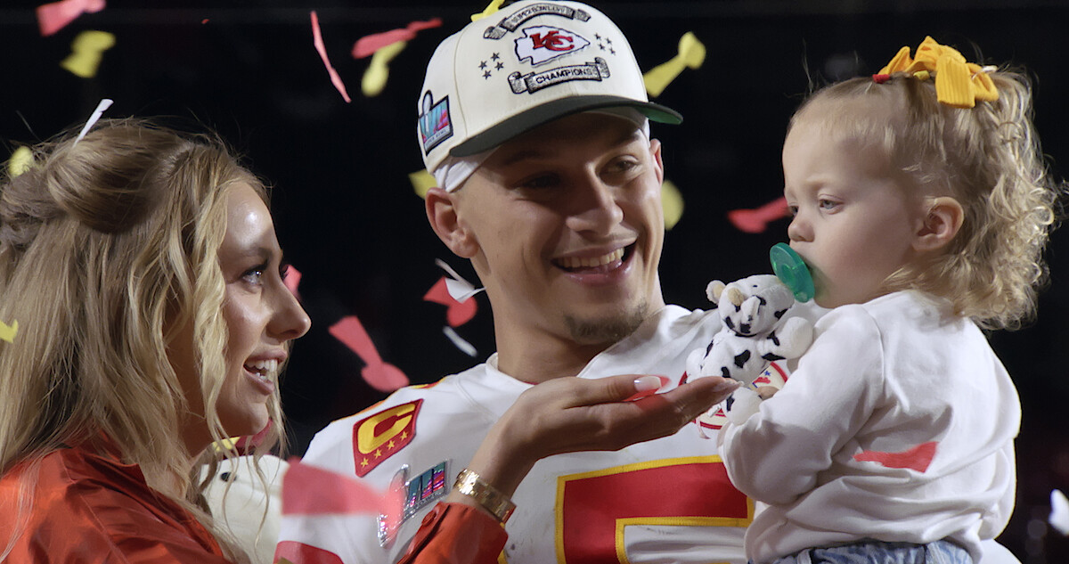 Brittany Mahomes' Kids Wear Matching Looks to Cheer on Dad: Photos