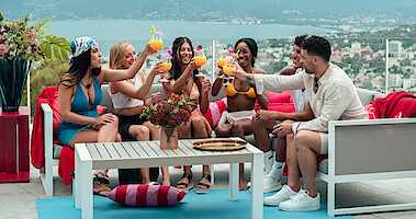 How ‘Dated & Related’ and ‘Too Hot to Handle’ Find Those Luxe Villas