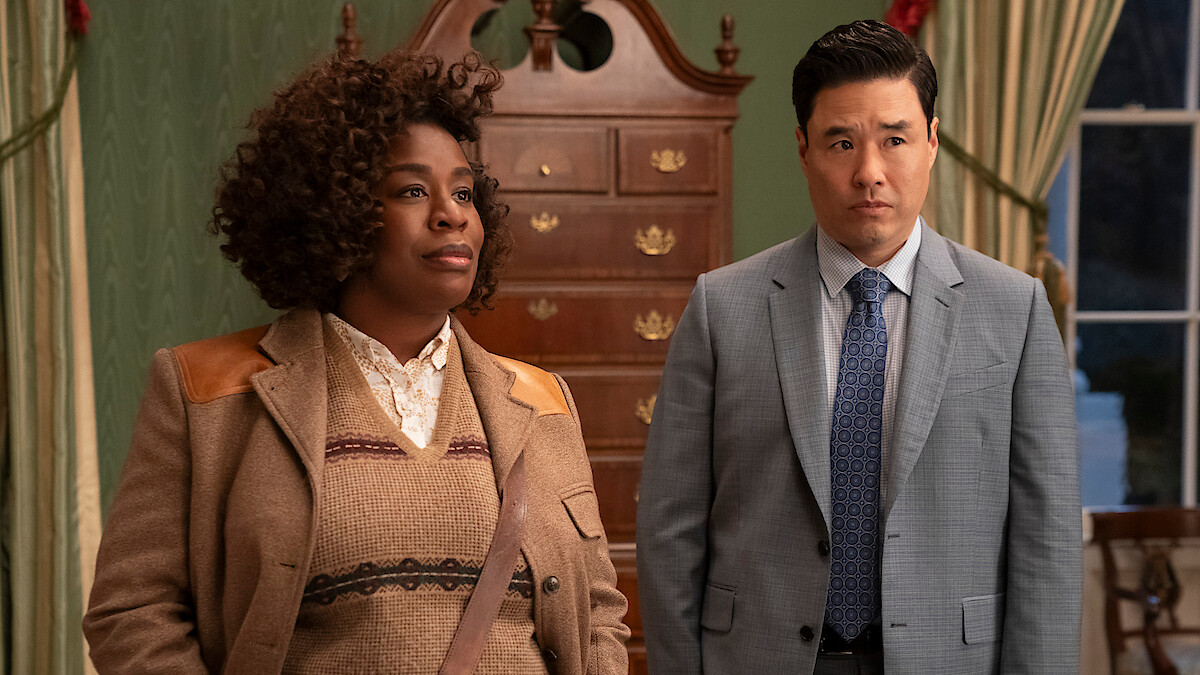 Uzo Aduba as Cordelia Cupp and Randall Park as Edwin Park in Season 1 of 'The Residence'