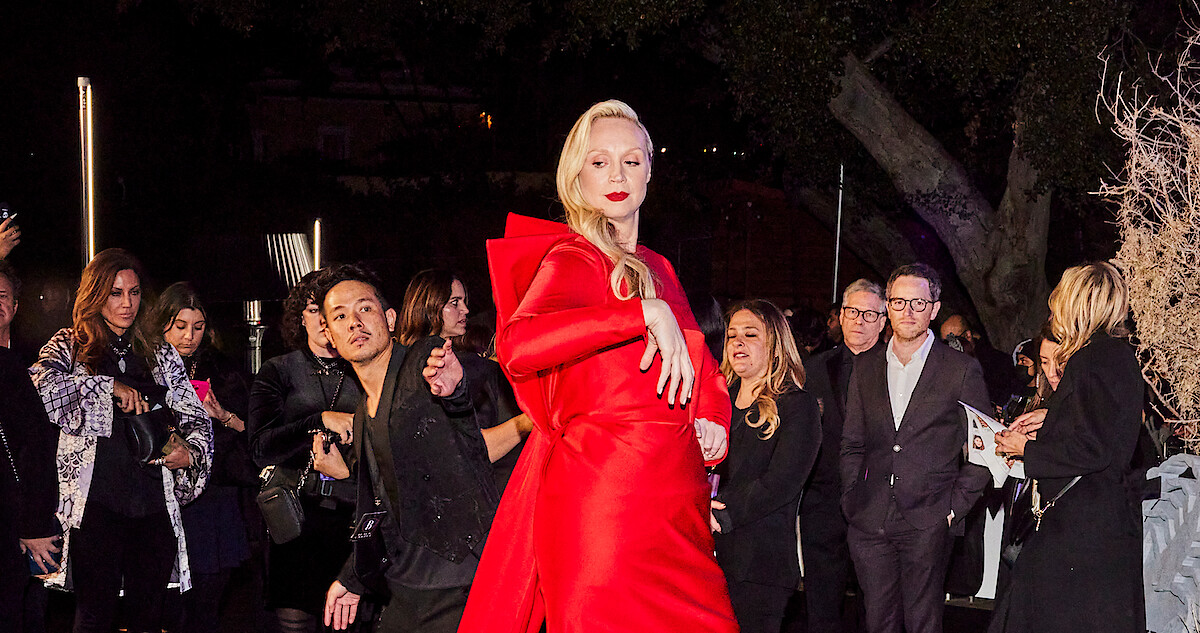 Gwendoline Christie (Mercredi sur Netflix) : Je me suis inspirée de l'une  de mes très bonnes amies pour ce rôle