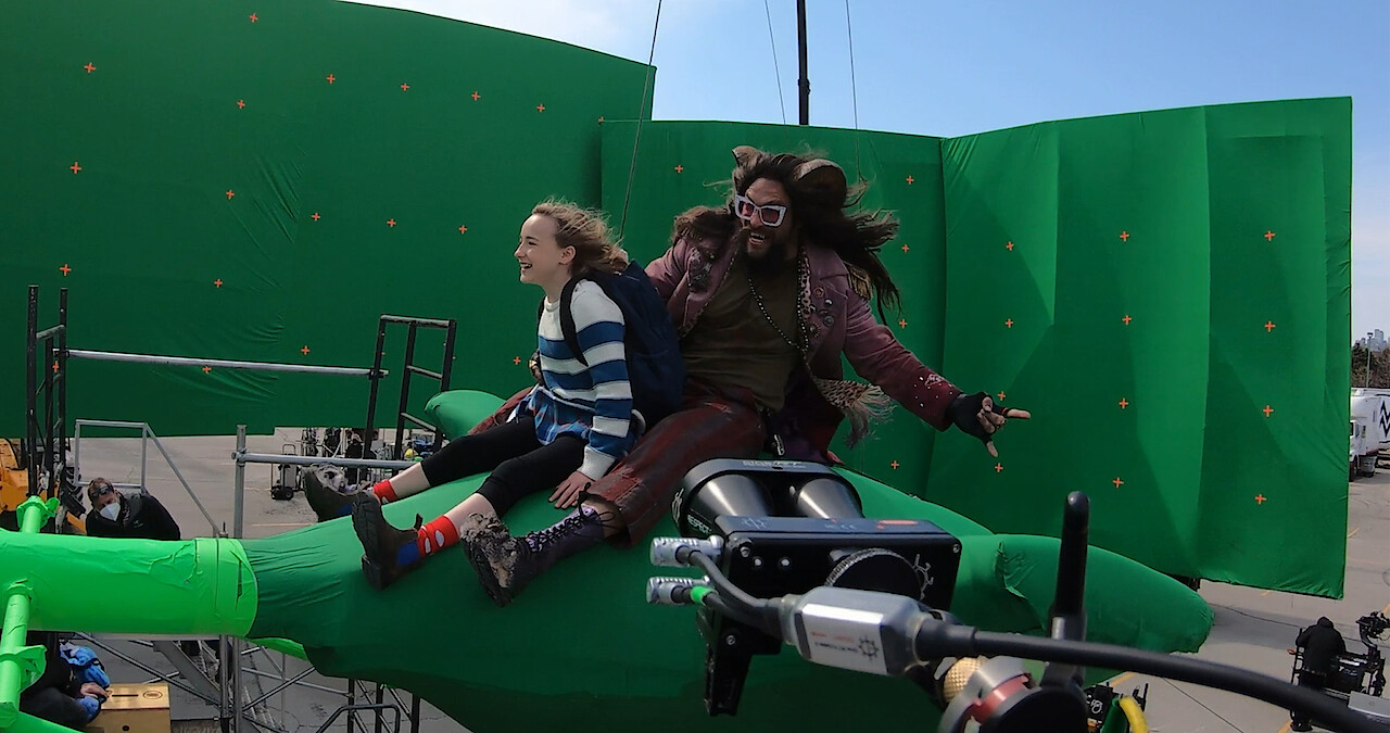 ‘Slumberland’ Stars Jason Momoa & Marlow Barkley Run Wild On-Set