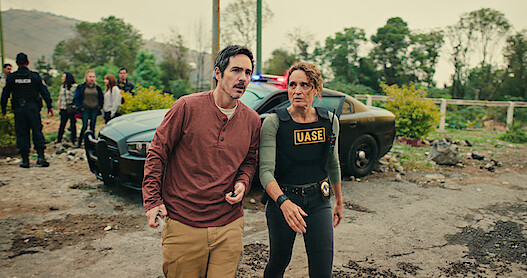 Mauricio Ochmann as Alan Bender in ‘Non Negotiable’
