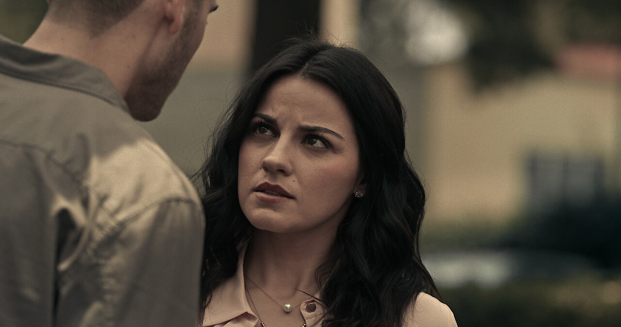 Alma Pushes Darío Away | Dark Desire S1E6