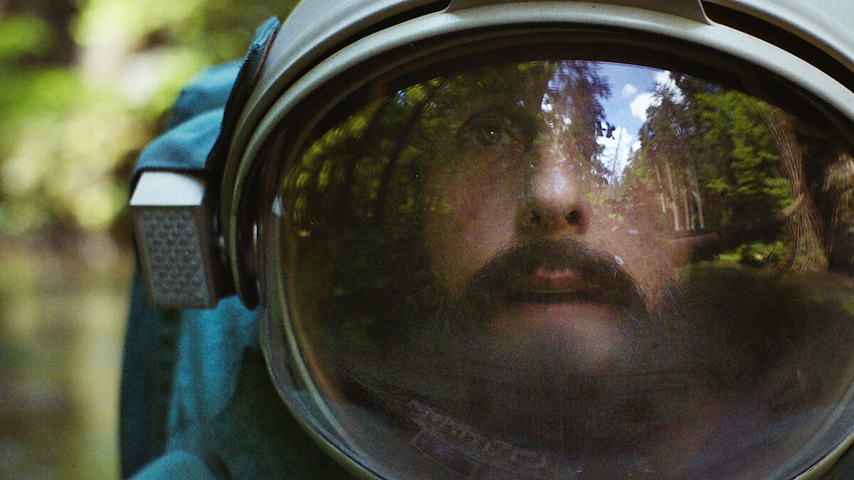 Spaceman: Cast, Release Date, Teaser and Plot of Adam Sandler Sci-Fi Movie  - Netflix Tudum