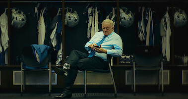 Jerry Jones in the Dallas Cowboys locker room.