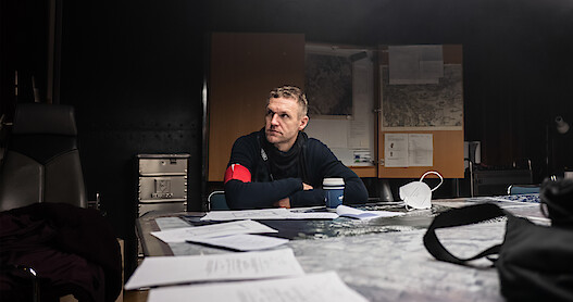  How Adam Berg Shot ‘Black Crab’ by Moonlight in Subzero Temps Hero Image