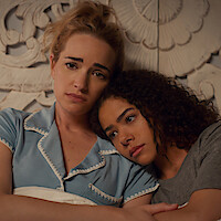 Brianne Howey as Georgia Miller, Antonia Gentry as Ginny Miller in 'Ginny & Georgia' Season 3