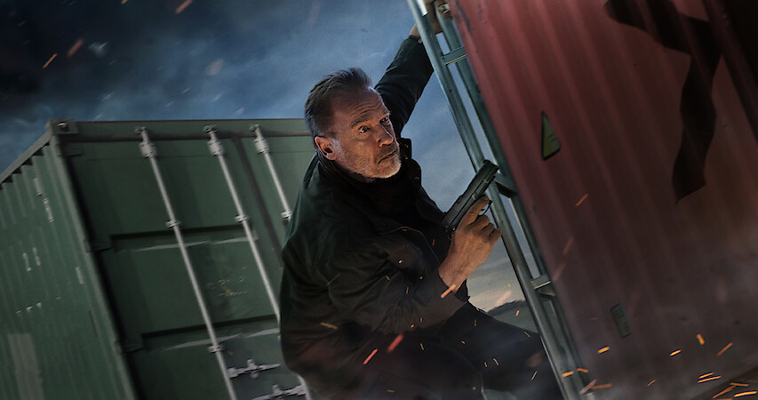 Arnold Schwarzenegger as Luke Brunner in FUBAR Season 1.