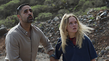 Kardo Razzazi as Dabir, Felicia Maxime as Mika in 'The Abyss.'