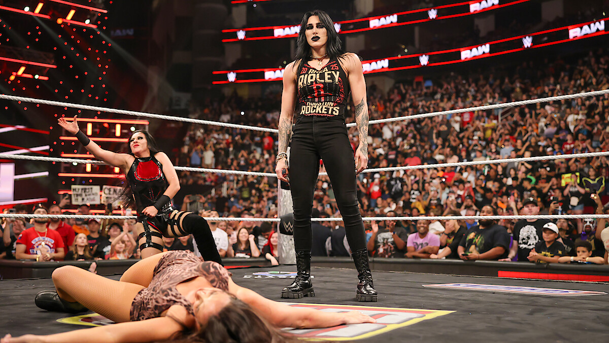 Roman Reigns returns