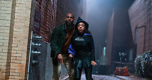 A Poltergeist Is on the Loose in ‘The Curse of Bridge Hollow’