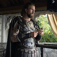 Splitscreen of Vikings: Valhalla showrunner Jeb Stuart and actor Leo Suter