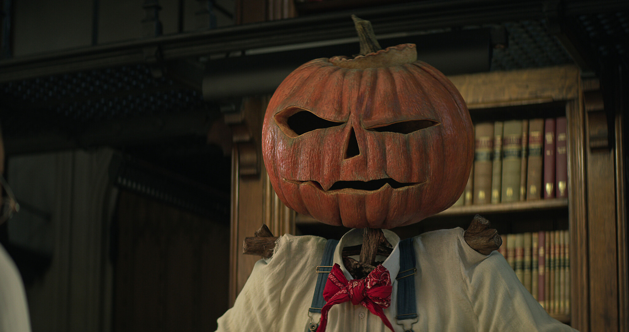 Tried my hand at the Long Halloween pumpkin for tonight : r/batman