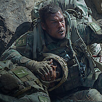 Alan Ritchson in War Marchine