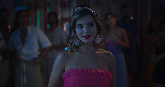 Catarina, Will You Marry Me? | Summer Heat S1E1