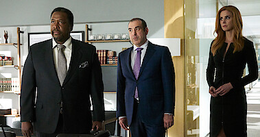 Wendell Pierce as Robert Zane, Rick Hoffman as Louis Litt and Sarah Rafferty as Donna Paulsen in Suits Season 8.
