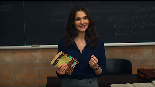 VLADIMIR. Rachel Weisz as The Protagonist in Episode 103 of Vladimir. Cr. Courtesy of Netflix © 2026
