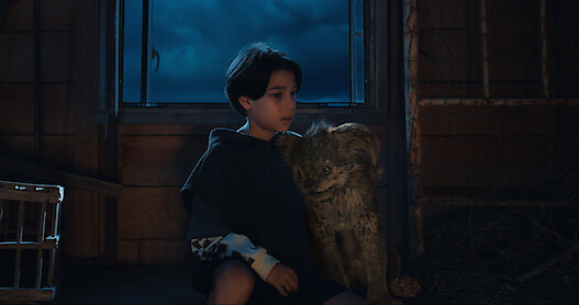 Evan Whitten and the eponymous Chupa.