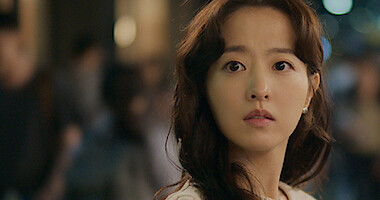 Park Bo-young as Jung Da-eun in 'Daily Dose of Sunshine'.