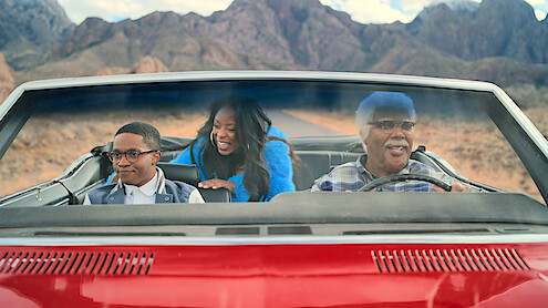 Joe’s College Road Trip. (L-R) Jermaine Harris as B.J., Amber Reign as Destiny and Tyler Perry as Joe in Joe’s College Road Trip. Cr. Perry Well Films 2/Courtesy Netflix