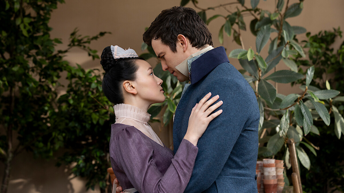 Bridgerton. (L to R) Yerin Ha as Sophie Baek, Luke Thompson as Benedict Bridgerton in episode 406 of Bridgerton. Cr. Liam Daniel/Netflix © 2025