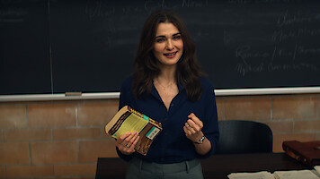 VLADIMIR. Rachel Weisz as The Protagonist in Episode 103 of Vladimir. Cr. Courtesy of Netflix © 2026