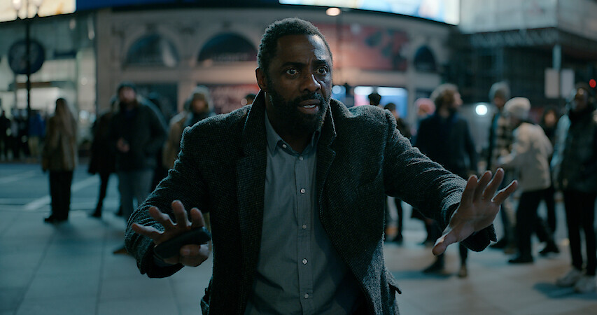 Luther The Fallen Sun Shuts Down Piccadilly Circus - Netflix Tudum