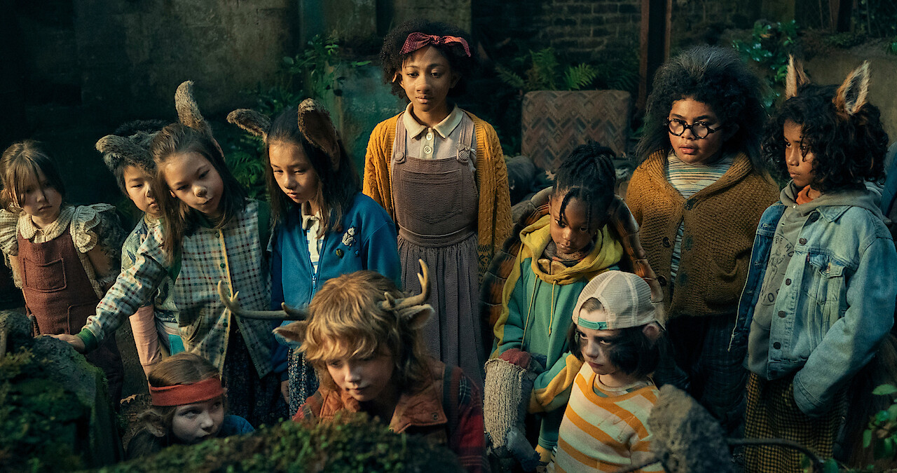 Sweet Tooth Season 2 Cast: Meet Gus, the Hybrids and More - Netflix Tudum Sweet Tooth Season 2 Cast: Meet Gus, the Hybrids and More - Netflix Tudum