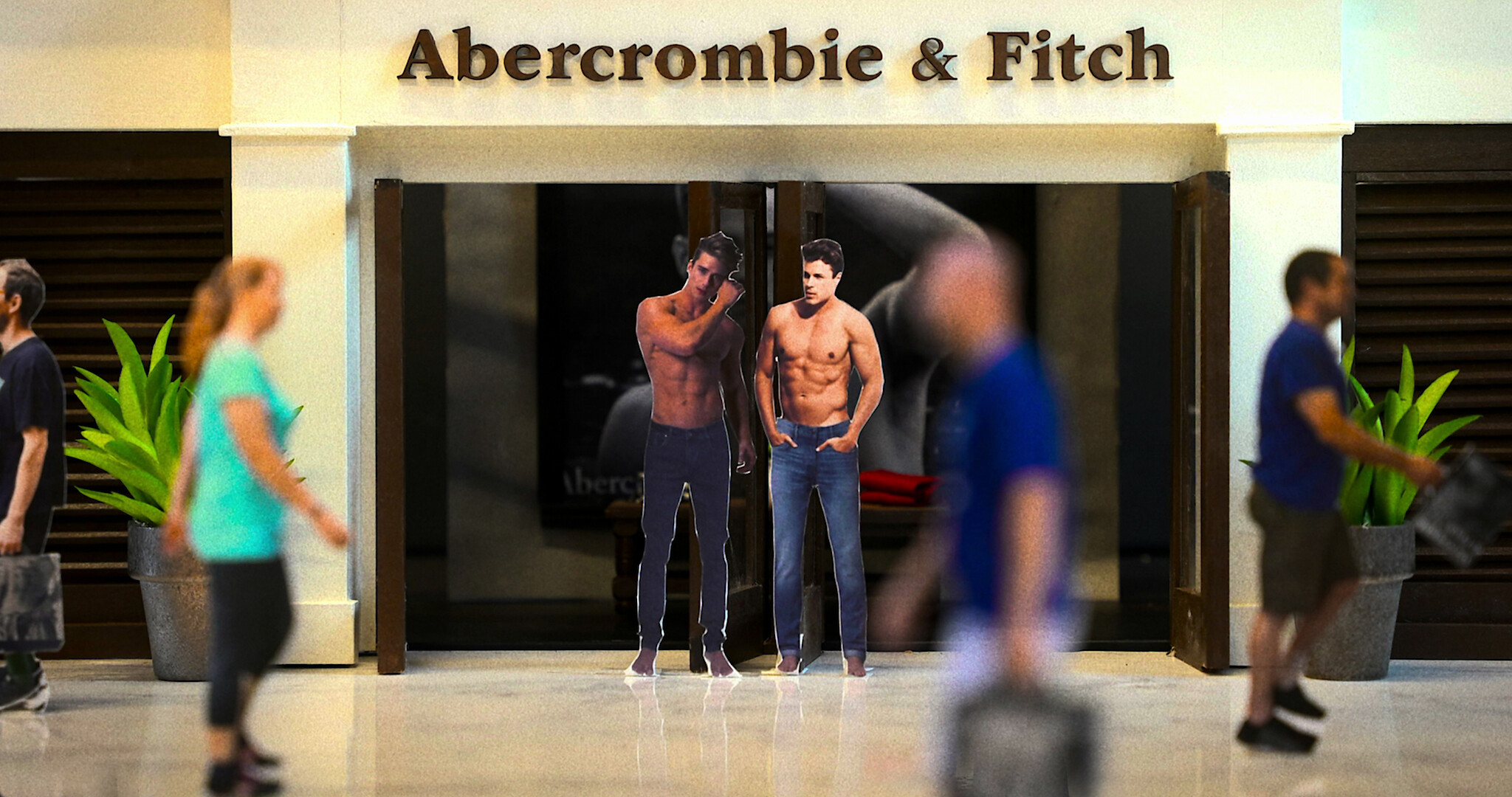 An Oral History of Shopping at Abercrombie and Fitch photo picture