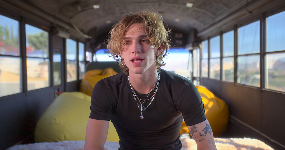 Vinnie Thirst Traps... | Hype House S1E3 Thumbnail Image