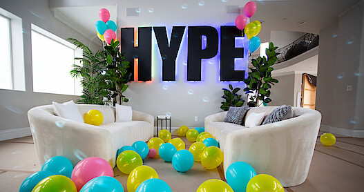 Is Hype House the first collab house? - Netflix Tudum