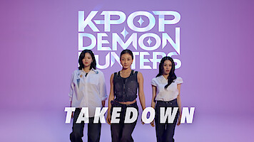 Jeongyeon, Jihyo e Chaeyoung do TWICE cantam “Takedown”, a versão em inglês de “Letal” das ‘Guerreiras do K-Pop’