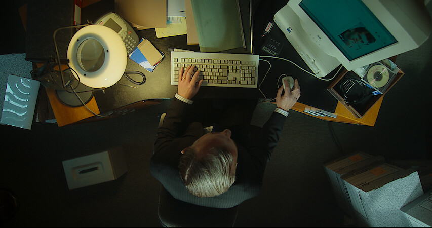 Chasing a Ghost | The Puppet Master: Hunting the Ultimate Conman S1E2