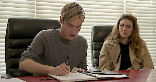 How Does Tyler Henry Talk to the Dead?